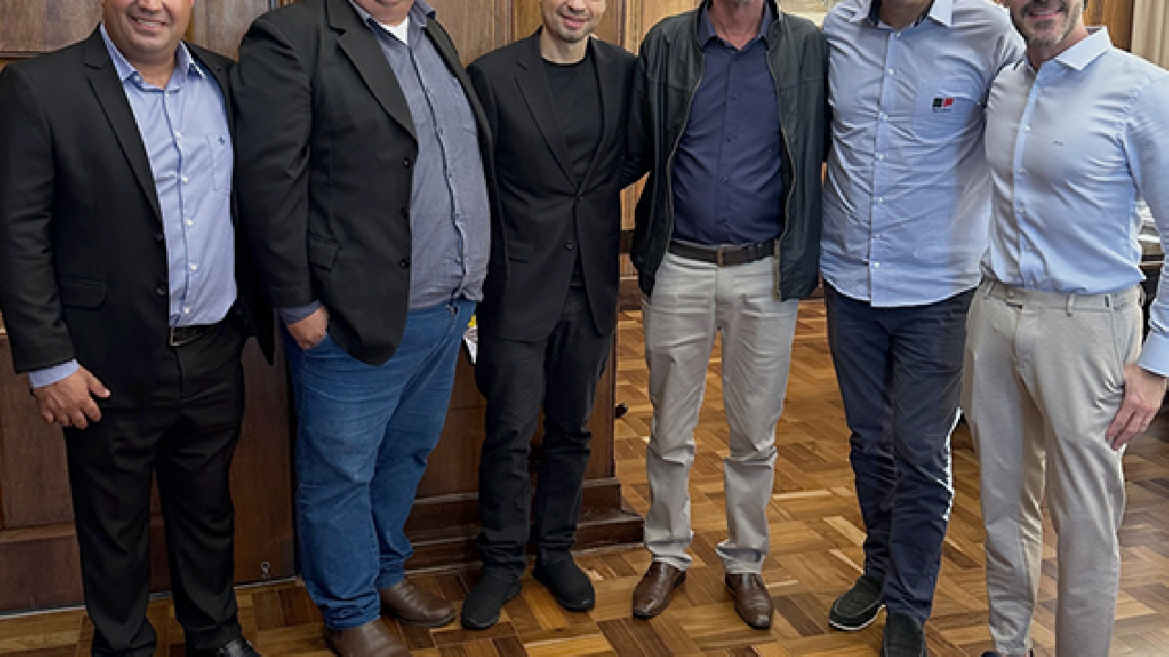 Representantes de Arco-Íris participam de reunião com Vice-Governador no Palácio dos Bandeirantes