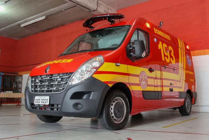 Trabalhador morre esmagado por palete de placas de energia fotovoltaicas