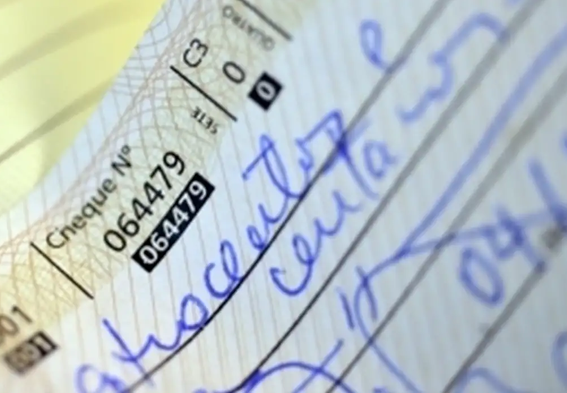 Cheque representa 0,5% das operações financeiras de pagamento no país