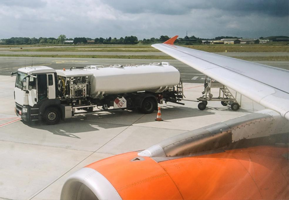 Liderança no mercado de etanol coloca Brasil à frente no setor de Combustíveis de Aviação Sustentáveis, aponta relatório