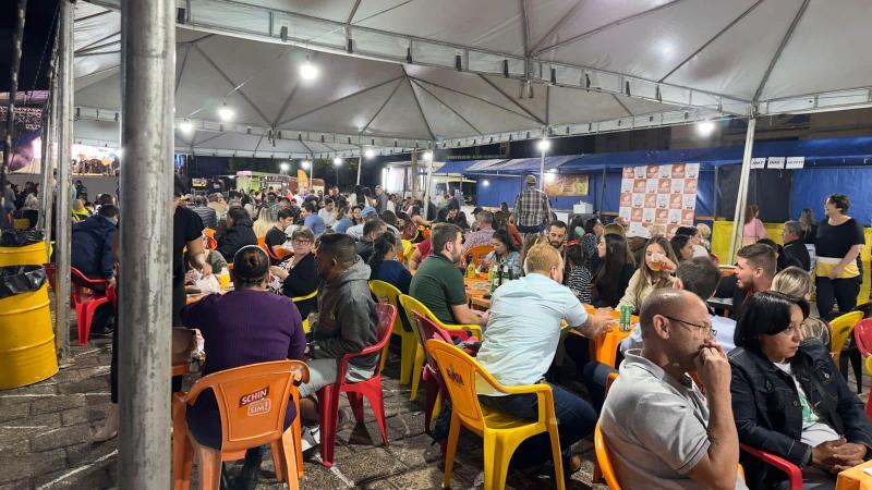 Tradicional Festa Joias de Vera Cruz acontece nos dias 23 e 24 de maio na Praça Monteiro Lobato