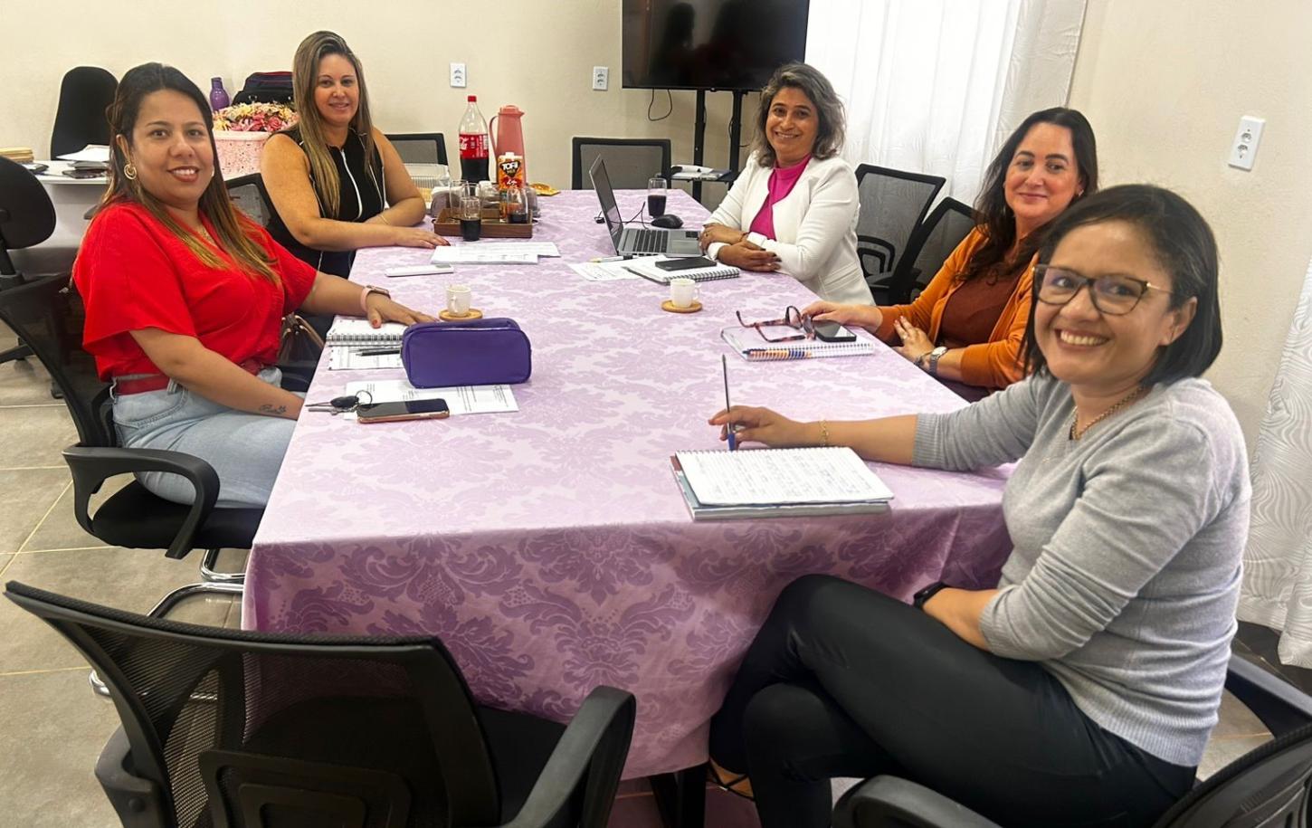 Queiroz realiza capacitação dos Diretores da Rede Municipal de Ensino