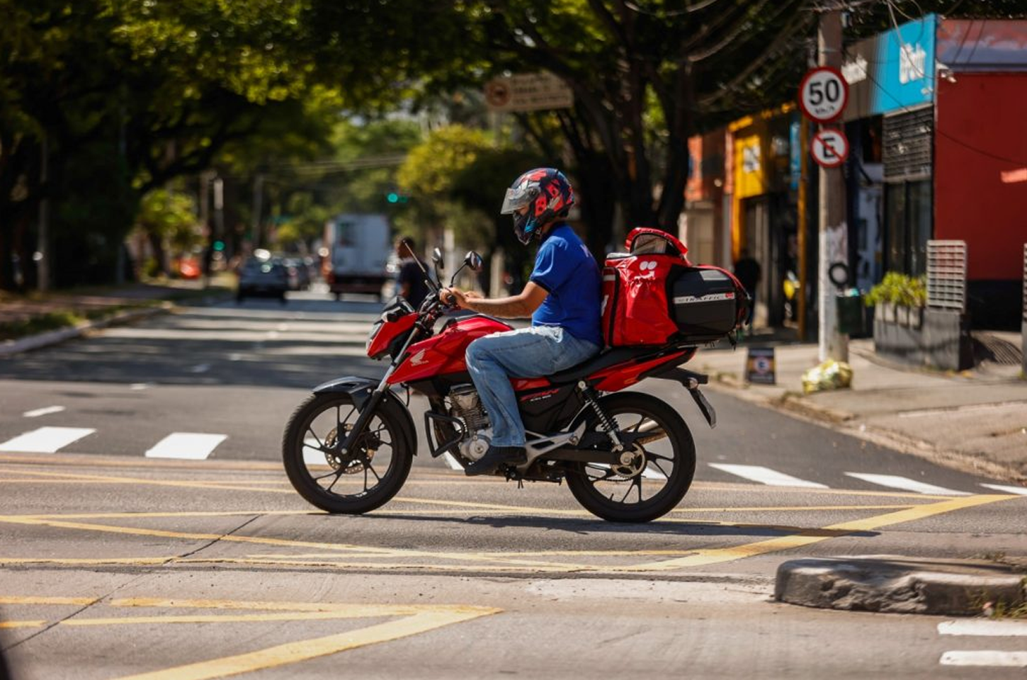 Detran-SP abre vagas extras em exame prático de moto até julho
